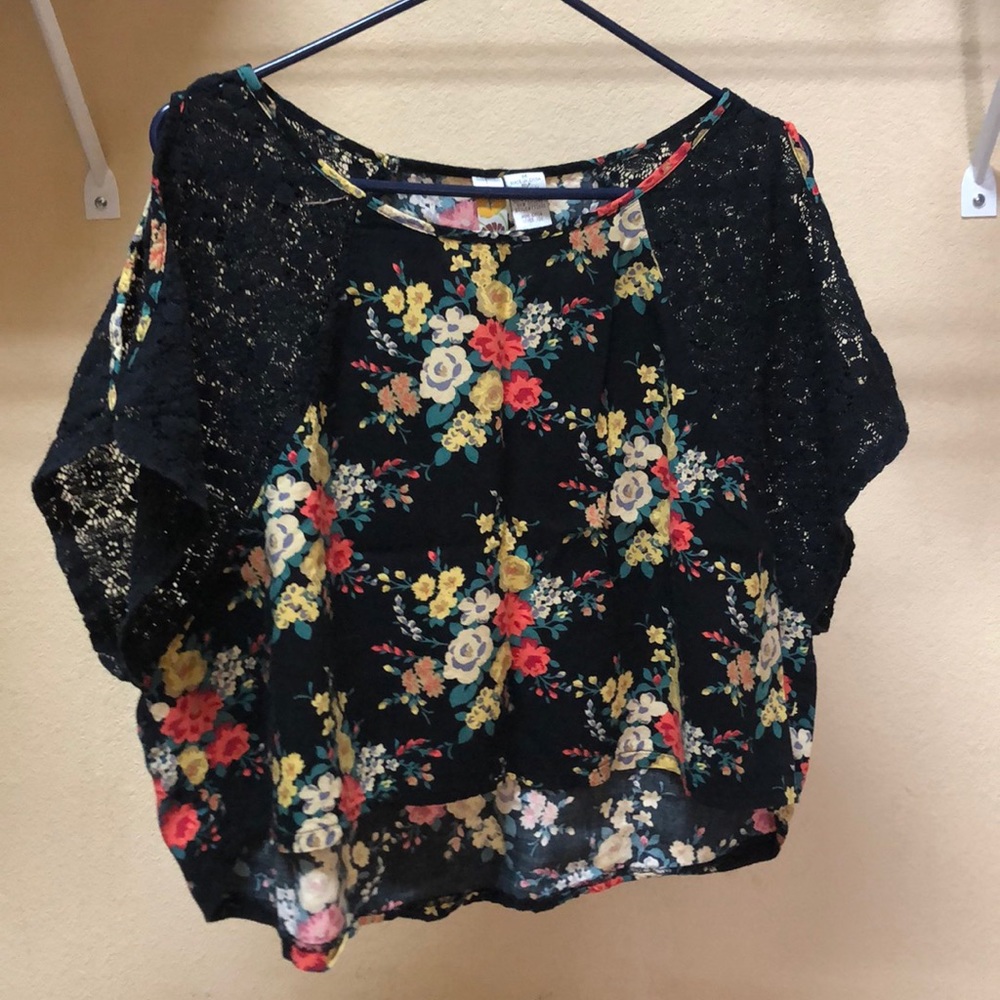 Crop top